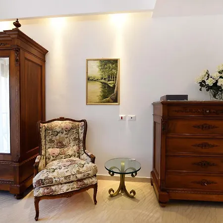 - Casa Clara